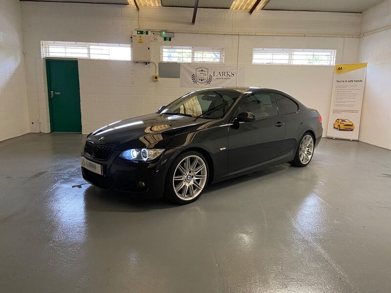BMW 3 SERIES