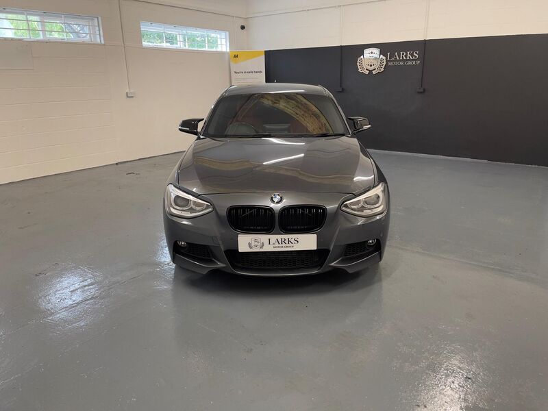BMW 1 SERIES
