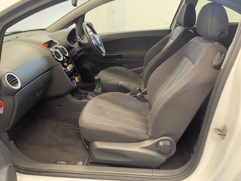 VAUXHALL CORSA