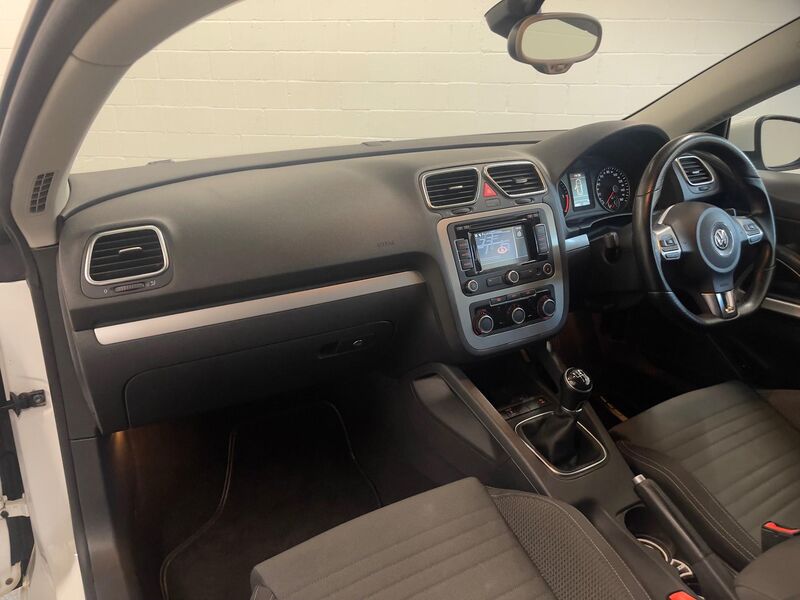 VOLKSWAGEN SCIROCCO