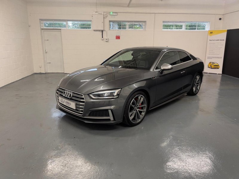 AUDI S5