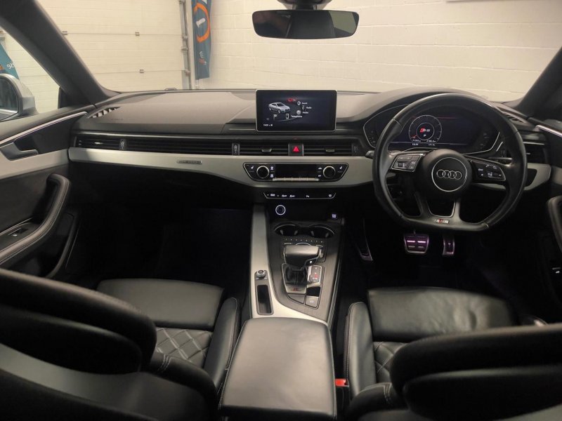 AUDI S5