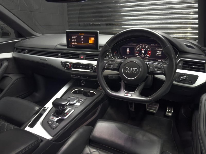 AUDI S4